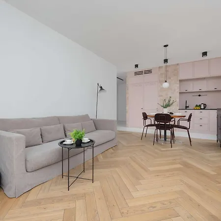 Unique Two Bedroom With Air Conditioning By Renters Prestige شقة