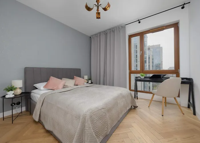 Apartment Unique Two Bedroom With Air Conditioning By Renters Prestige *